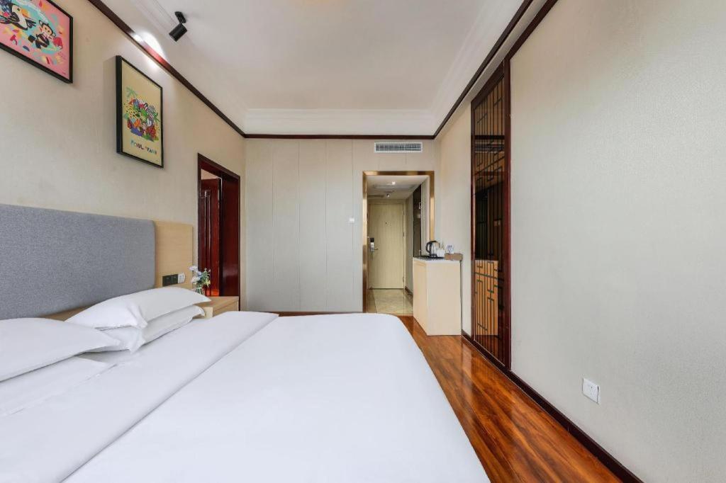 Galaxy Hotel Kuangcsou Kültér fotó
