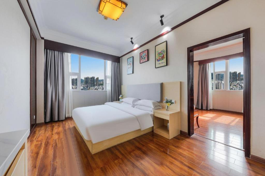 Galaxy Hotel Kuangcsou Kültér fotó